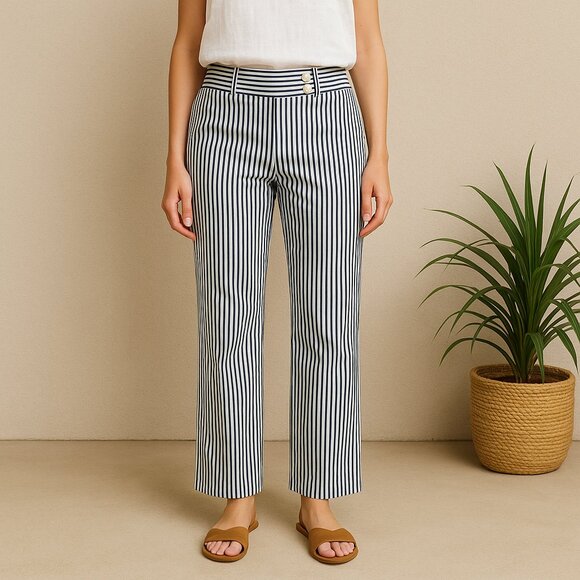 Chico’s The Ultimate Fit Striped Pants | Size 0.5 (US 6-8) - Picture 2 of 5
